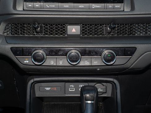 Certified 2025 Honda CR-V Sport image 25