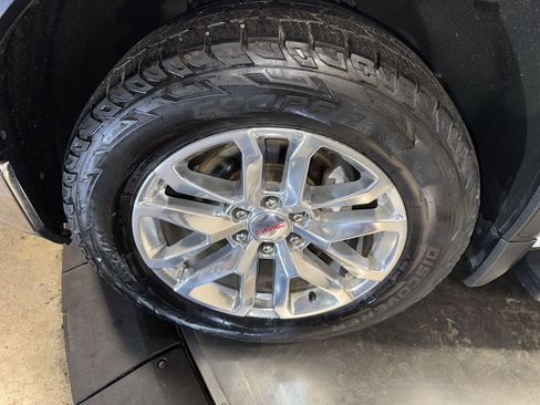 Used 2021 GMC Sierra 1500 SLT w/ SLT Premium Plus Package image 10