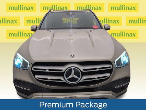 Used 2020 Mercedes-Benz GLE 350 4MATIC w/ Premium Package image 16