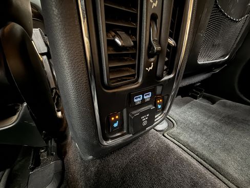 Used 2017 Dodge Durango Citadel w/ Technology Group image 28