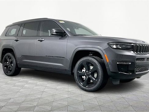New 2025 Jeep Grand Cherokee L Limited image 3