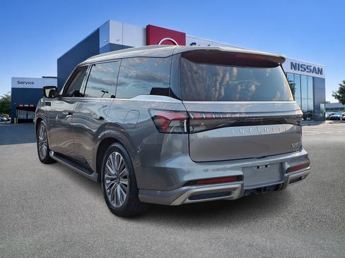 Used 2025 INFINITI QX80 Sensory AWD/4WD image 4