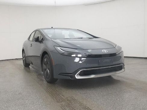 New 2026 Toyota Prius Plug-In Hybrid image 30