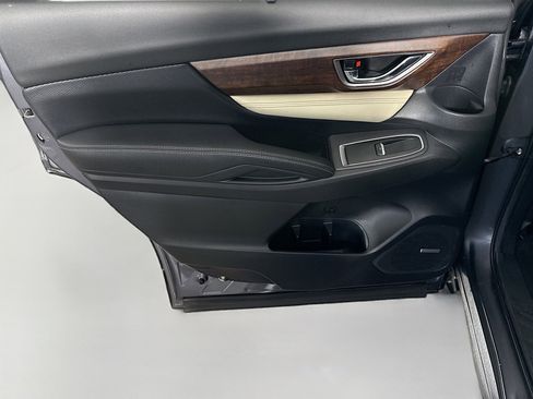 Used 2022 Subaru Ascent Touring AWD/4WD image 26