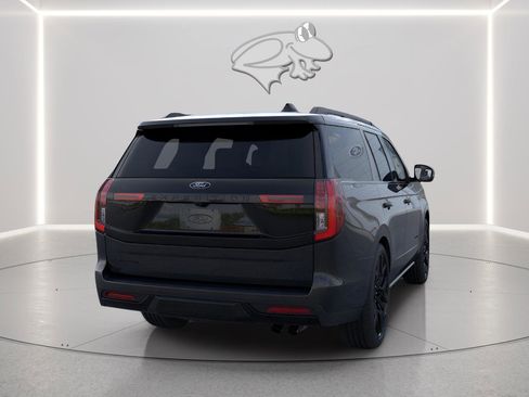 New 2026 Ford Expedition Platinum w/ Stealth Performance Package image 8