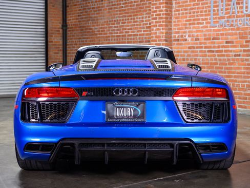 Used 2018 Audi R8 V10 plus image 7