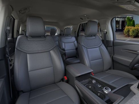 New 2026 Ford Explorer Active AWD/4WD image 11