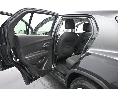 Used 2016 Chevrolet Trax LS w/ LPO, Cargo Package image 14