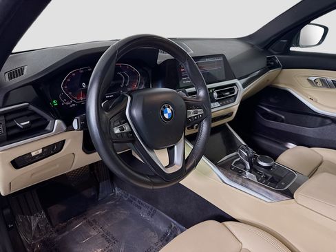 Used 2020 BMW 330i Sedan w/ Convenience Package image 23