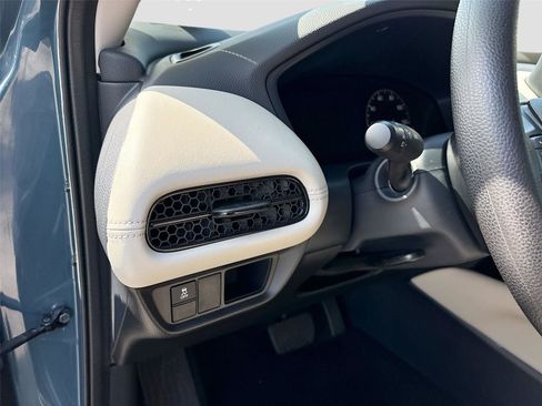 Certified 2023 Honda HR-V LX image 11