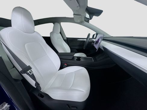 Used 2024 Tesla Model Y Long Range image 22
