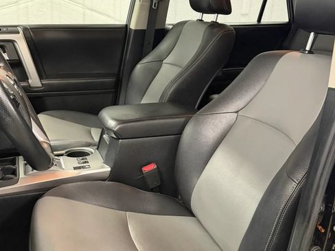 Used 2016 Toyota 4Runner SR5 Premium RWD image 16