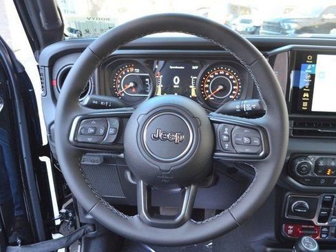 New 2026 Jeep Gladiator Rubicon image 16