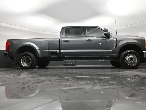 Used 2023 Ford F350 XLT w/ Camper Package AWD/4WD image 24