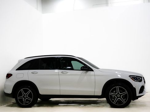 Used 2022 Mercedes-Benz GLC 300 4MATIC w/ AMG Line image 6