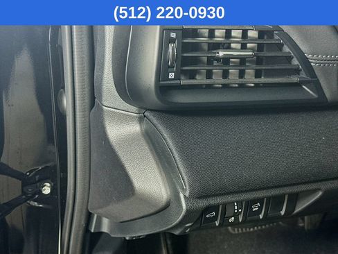 Used 2025 Subaru Outback Premium AWD/4WD image 11