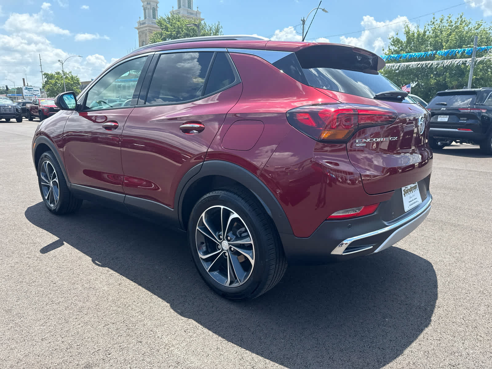 Used 2023 Buick Encore GX Essence w/ Advanced Technology Package AWD/4WD image 6