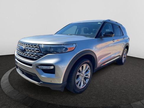 Used 2022 Ford Explorer Limited image 1