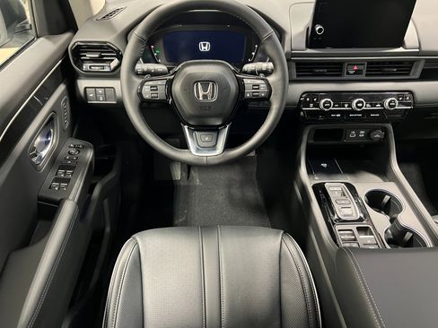 New 2025 Honda Pilot Elite image 19
