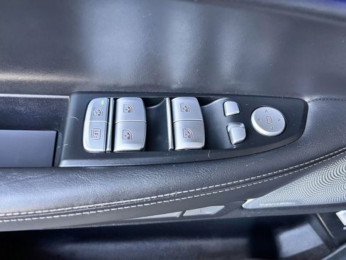 Used 2018 BMW M760i xDrive w/ Luxury Rear Seating Package AWD/4WD image 23