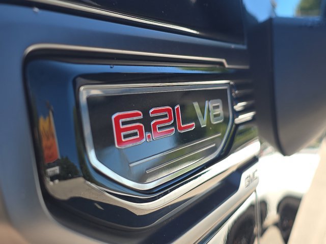 Used 2023 GMC Sierra 1500 AT4X AWD/4WD image 9