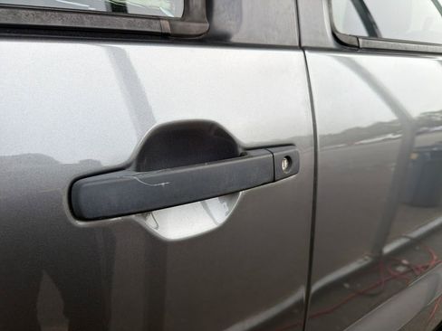 Used 2022 Nissan Frontier S w/ Technology Package image 9