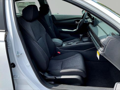 New 2026 Honda Accord LX image 19