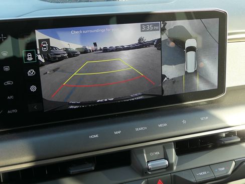 New 2026 Kia EV9 Wind image 17