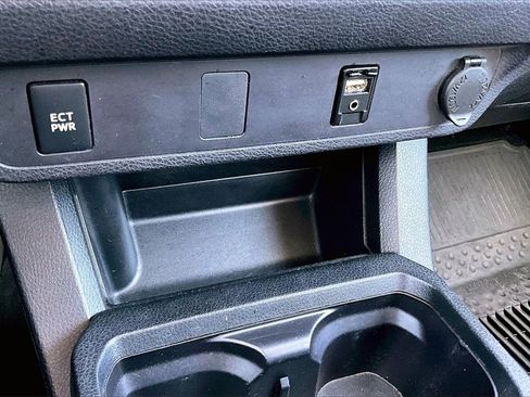 Used 2019 Toyota Tacoma SR5 image 34