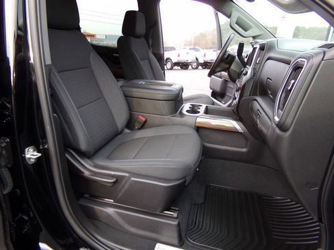 Used 2020 Chevrolet Silverado 1500 RST w/ All-Star Edition image 33