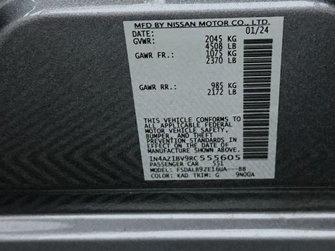 Used 2024 Nissan Leaf S FWD image 12