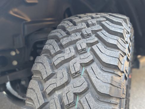 Used 2025 Jeep Wrangler Willys image 34