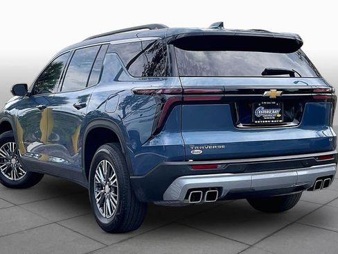 Used 2024 Chevrolet Traverse LT w/ LPO, Floor Liner Package FWD image 12