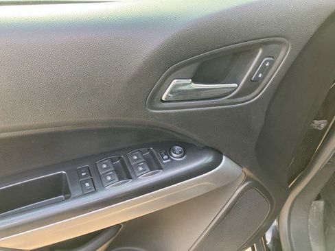 Used 2015 Chevrolet Colorado LT w/ Luxury Package image 10