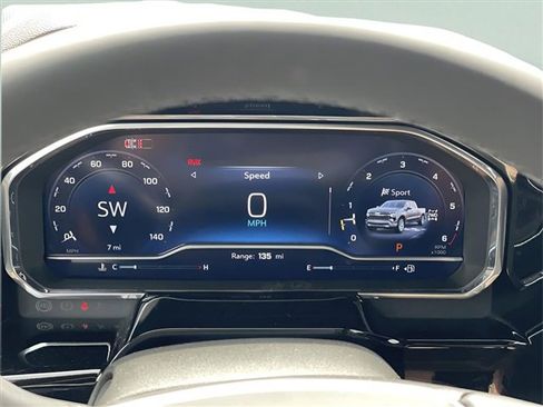 Used 2025 Chevrolet Silverado 1500 LTZ image 13