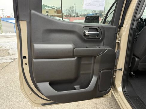 Used 2023 Chevrolet Silverado 1500 Custom Trail Boss w/ LPO, Dark Essentials Package image 35