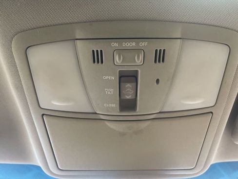 Used 2012 Nissan Murano SL image 47