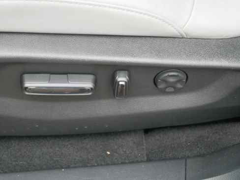 Certified 2021 Honda CR-V Touring image 20