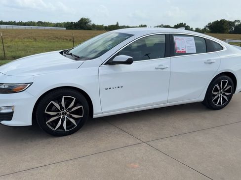 Used 2023 Chevrolet Malibu RS FWD image 5
