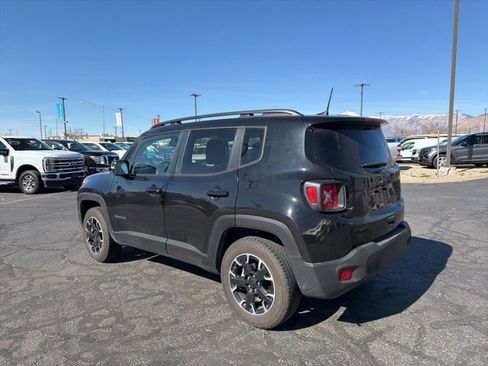 Used 2023 Jeep Renegade Latitude image 11