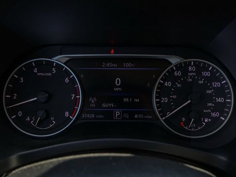 Used 2025 Nissan Sentra SR FWD image 26