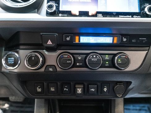 Certified 2023 Toyota Tacoma TRD Off-Road w/ TRD Premium Off Road Package AWD/4WD image 29