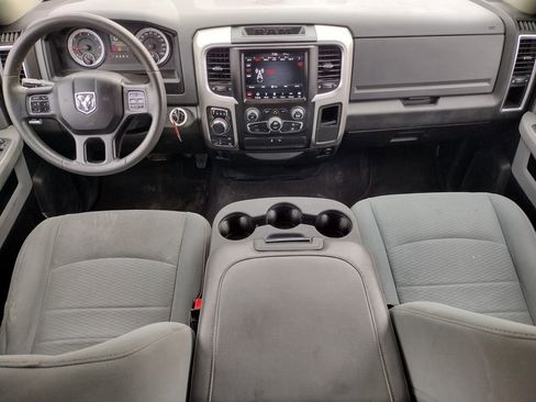Used 2019 RAM 1500 Classic SLT image 13