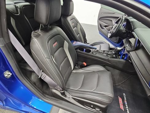 Used 2016 Chevrolet Camaro SS RWD image 42