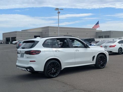 New 2026 BMW X5 sDrive40i w/ M Sport Package RWD image 6