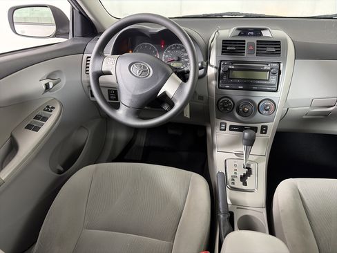 Used 2012 Toyota Corolla LE image 33