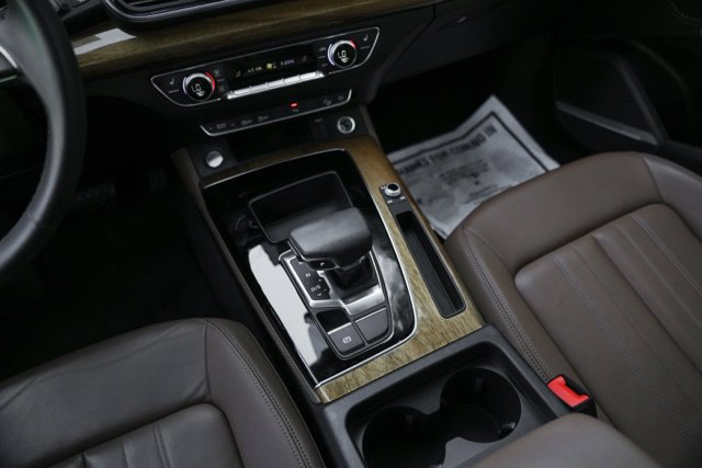 Used 2023 Audi Q5 2.0T Premium Plus w/ Premium Plus Package AWD/4WD image 30