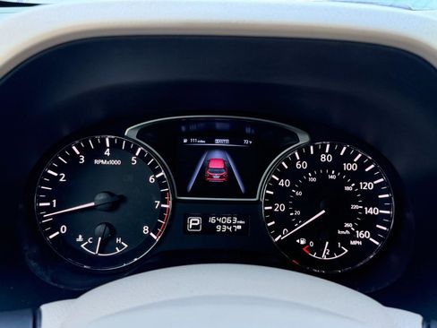 Used 2014 Nissan Pathfinder SL w/ Trailer Tow Package AWD/4WD image 57