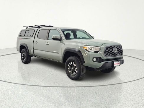 Used 2022 Toyota Tacoma TRD Off-Road image 23