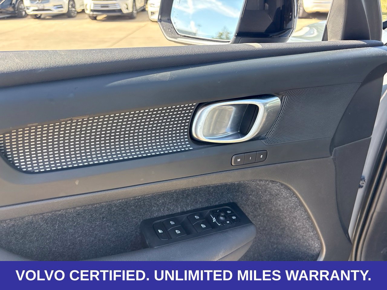 Certified 2023 Volvo XC40 B5 Plus w/ Protection Package Premier AWD/4WD image 20